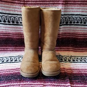Ugg classic tall chesnut boots